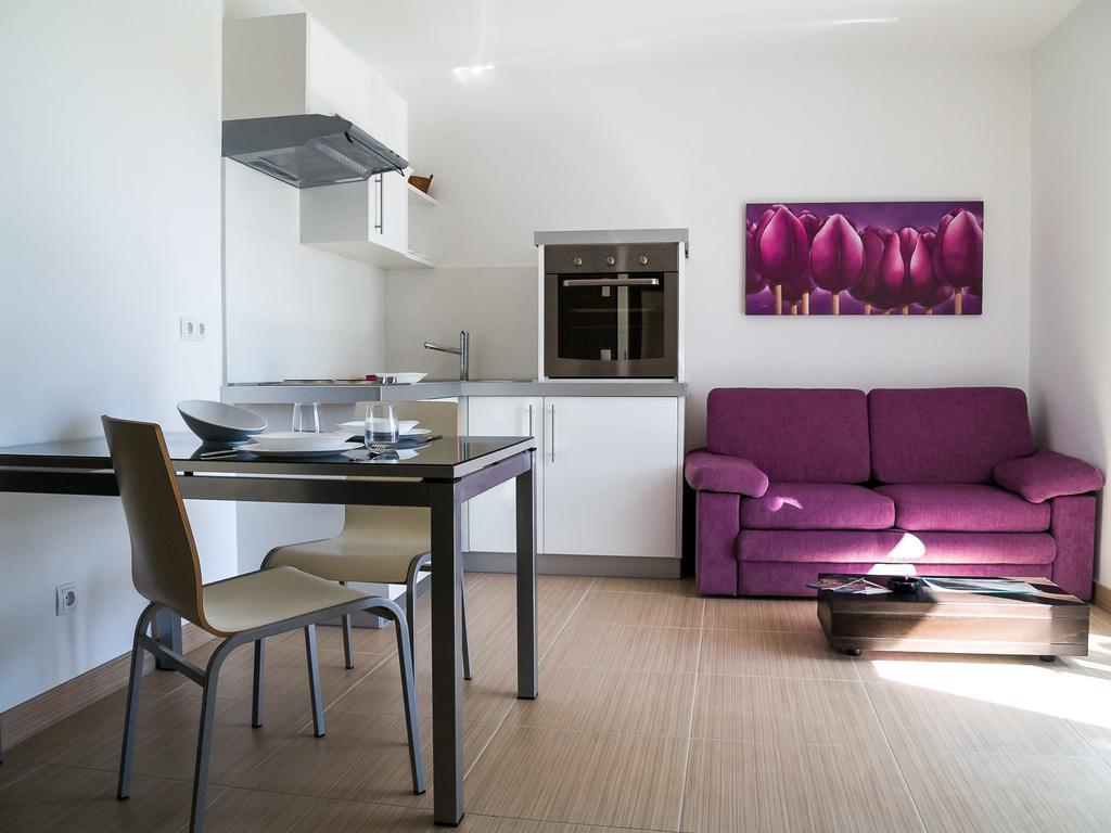Apartments Marco Polo Banjol Стая снимка